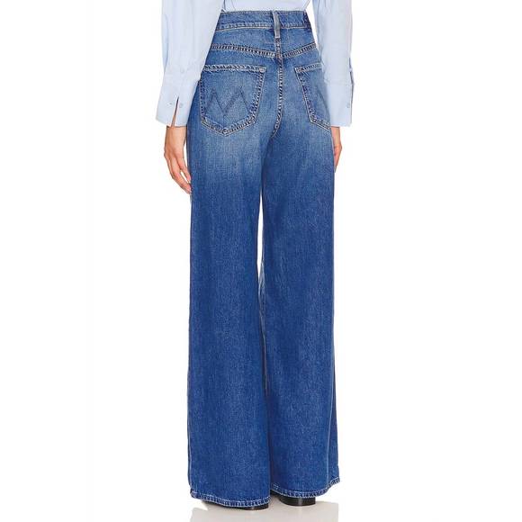 NEW MOTHER ditcher roller sneak jean in heart throb - Picture 3 of 4